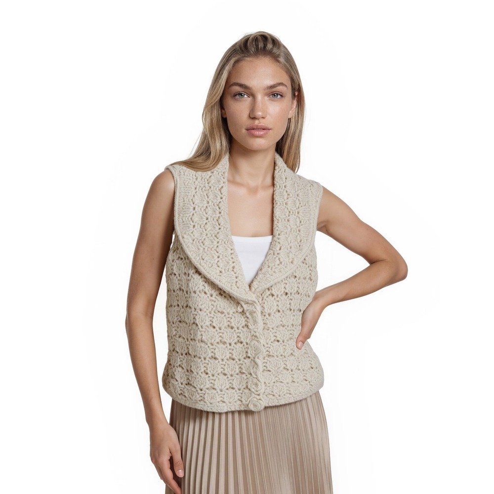 White House Black Market Cream Crochet Sweater Vest Women's Size Medium Chunky‎